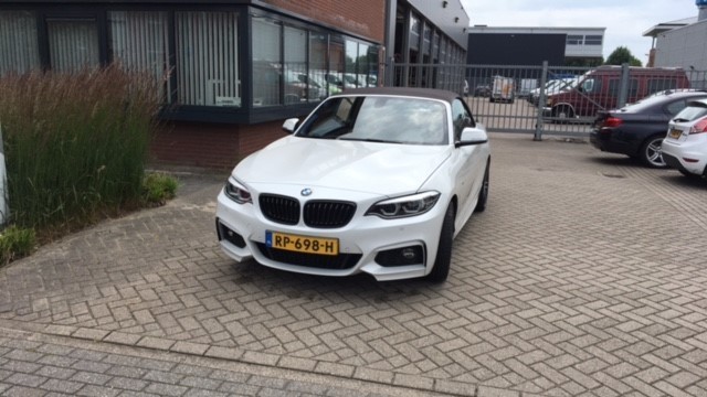 BMW 2-SERIE 220I CABRIO, Nieuwenhuijsen BV, Houten