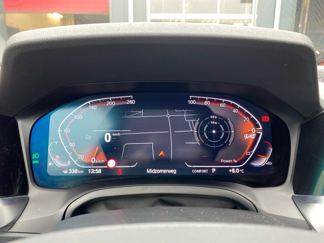 BMW 3-SERIE 318I SPORT LINE LEDER/CAMERA/STOELVERW/E-KLEP/CRUISE/LED, Vortkamp Enschede, Enschede