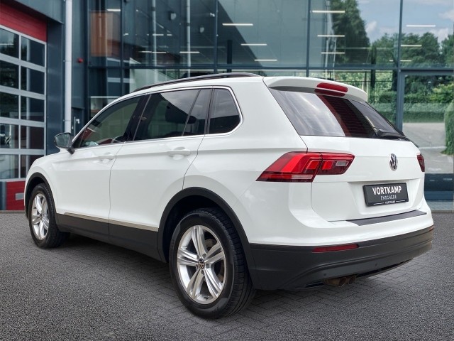 VOLKSWAGEN TIGUAN 1.4 TSI DSG HIGHLINE PANO-DAK/NAVI/STOELVERW/ACC/PDC, Vortkamp Enschede, Enschede