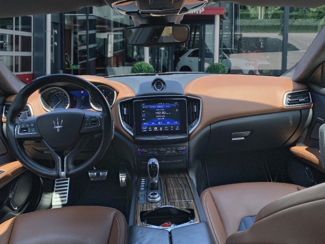 MASERATI GHIBLI 3.0 TDI BOWERS WILKINS/LEDER/CAMERA/NAVI/STOELVERW/ACC, Vortkamp Enschede, Enschede