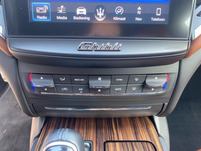 MASERATI GHIBLI 3.0 TDI BOWERS WILKINS/LEDER/CAMERA/NAVI/STOELVERW/ACC, Vortkamp Enschede, Enschede