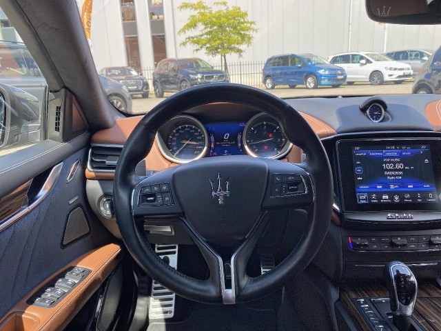MASERATI GHIBLI 3.0 TDI BOWERS WILKINS/LEDER/CAMERA/NAVI/STOELVERW/ACC, Vortkamp Enschede, Enschede