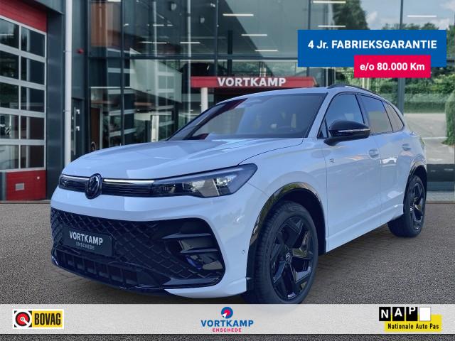 VOLKSWAGEN TIGUAN 1.5eTSI R-LINE BLACK-OPTIK TREKHAAK/CAMERA/NAVI/ACC/CARPLAY/STOE, Vortkamp Enschede, Enschede