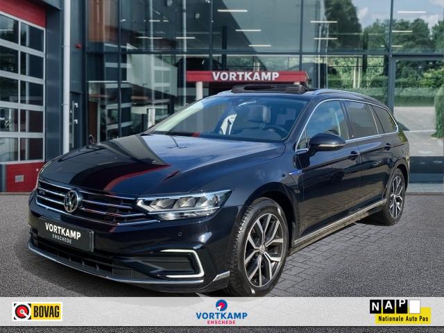 VOLKSWAGEN PASSAT 1.4 TSI DSG GTE PANO-DAK/CAMERA/ACC/NAVI/CARPLAY/STOELVERW, Vortkamp Enschede, Enschede