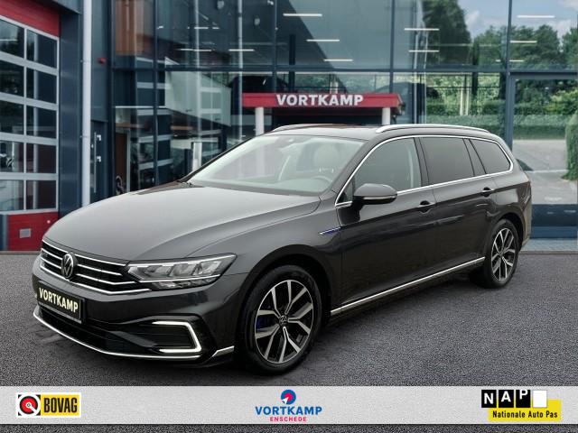 VOLKSWAGEN PASSAT 1.4 TSI DSG GTE PANO-DAK/TREKHAAK/CAMERA/NAVI/ACC/STOELVERW, Vortkamp Enschede, Enschede