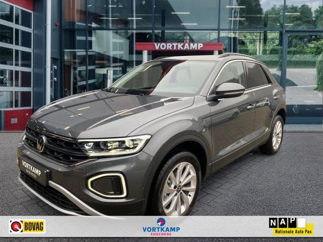 VOLKSWAGEN T-ROC 1.5 TSI DSG LIFE TREKHAAK/CAMERA/CARPLAY/ACC/STOELVERW, Vortkamp Enschede, Enschede