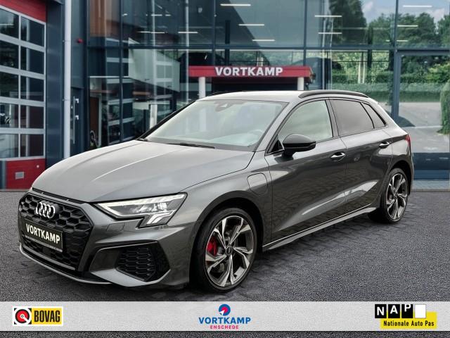 AUDI A3 45 TFSIe S LINE NAVI/ACC/STOELVERW/PDC, Vortkamp Enschede, Enschede