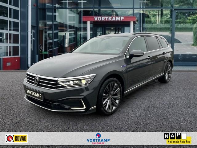 VOLKSWAGEN PASSAT 1.4 TSI DSG GTE TREKHAAK/CAMERA/LEDER/MEMORY/NAVI/CARPLAY/ACC, Vortkamp Enschede, Enschede