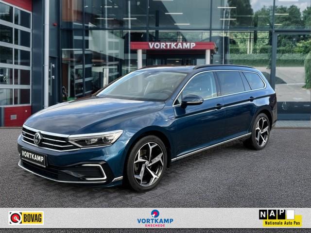 VOLKSWAGEN PASSAT 1.4 TSI DSG GTE PANO-DAK/CAMERA/MEMORY/NAVI/ACC/STOELVERW, Vortkamp Enschede, Enschede