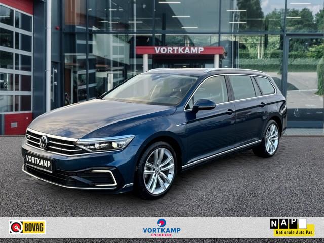 VOLKSWAGEN PASSAT 1.4 TSI DSG GTE PANO-DAK/TREKHAAK/CAMERA/NAVI/ACC/STOELVERW, Vortkamp Enschede, Enschede