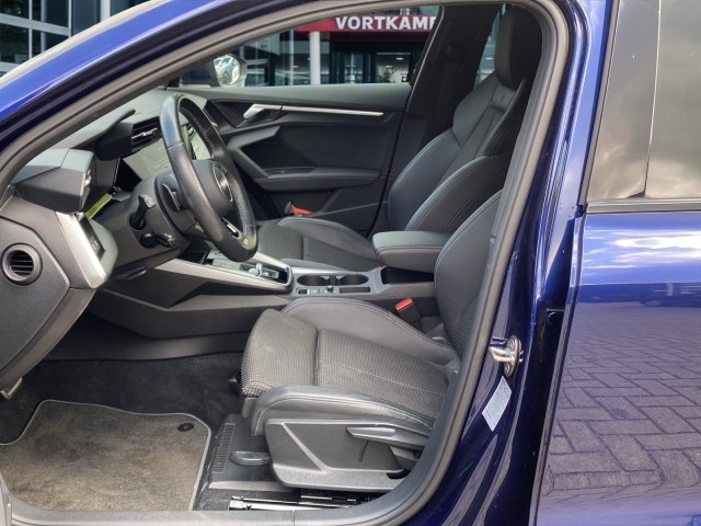 AUDI A3 30 TFSI S EDITION MATRIX-LED/PDC/STOELVERW/PDC/NAVI, Vortkamp Enschede, Enschede