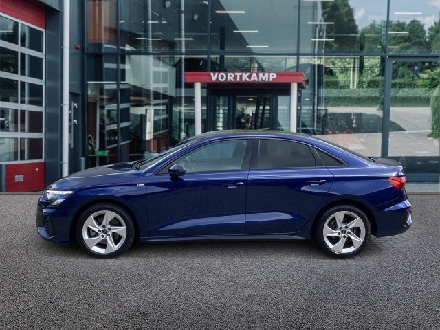 AUDI A3 30 TFSI S EDITION MATRIX-LED/PDC/STOELVERW/PDC/NAVI, Vortkamp Enschede, Enschede