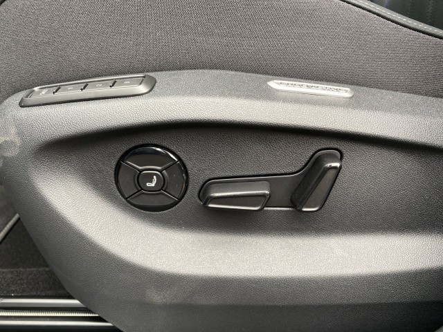 VOLKSWAGEN TIGUAN 1.5 TSI EHYBRID R-LINE BLACK-OPTIK PANO-DAK/TREKHAAK/LEDER/360-C, Vortkamp Enschede, Enschede