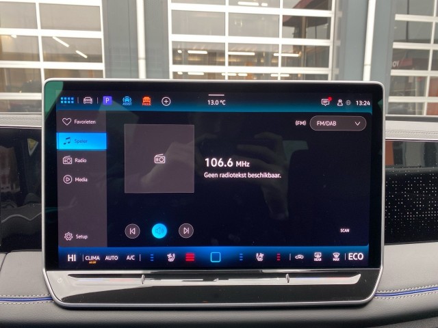 VOLKSWAGEN TIGUAN 1.5 TSI EHYBRID R-LINE BLACK-OPTIK PANO-DAK/TREKHAAK/LEDER/360-C, Vortkamp Enschede, Enschede