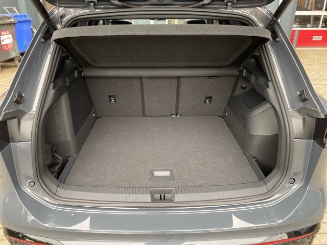 VOLKSWAGEN TIGUAN 1.5 TSI EHYBRID R-LINE BLACK-OPTIK PANO-DAK/TREKHAAK/LEDER/360-C, Vortkamp Enschede, Enschede