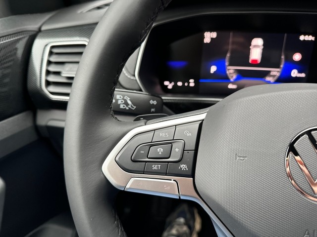 VOLKSWAGEN T-CROSS 1.5 TSI R-LINE AFN.TREKHAAK/IQ-LIGHTS/CAMERA/ACC/KEY-LESS, Vortkamp Enschede, Enschede