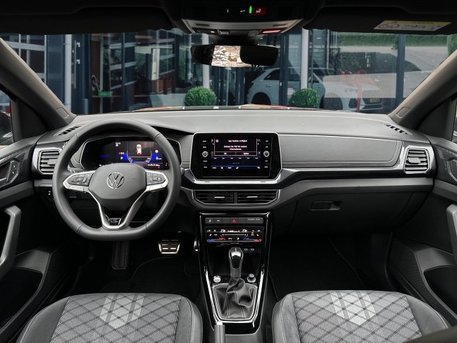 VOLKSWAGEN T-CROSS 1.5 TSI R-LINE AFN.TREKHAAK/IQ-LIGHTS/CAMERA/ACC/KEY-LESS, Vortkamp Enschede, Enschede