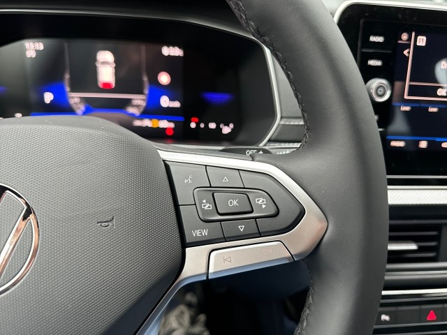 VOLKSWAGEN T-CROSS 1.5 TSI R-LINE AFN.TREKHAAK/IQ-LIGHTS/CAMERA/ACC/KEY-LESS, Vortkamp Enschede, Enschede