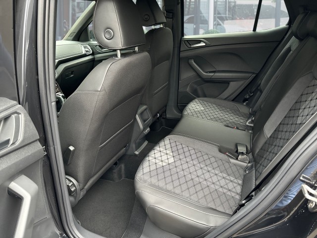 VOLKSWAGEN T-CROSS 1.5 TSI R-LINE AFN.TREKHAAK/IQ-LIGHTS/CAMERA/ACC/KEY-LESS, Vortkamp Enschede, Enschede