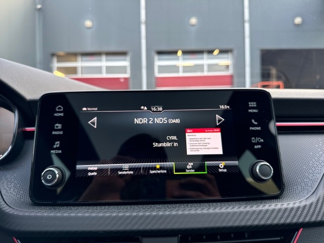 SKODA KAMIQ 1.0 TSI DSG MONTE CARLO AFN.TREKHAK/GLAS-DAK/CAMERA/CARPLAY/CRUI, Vortkamp Enschede, Enschede