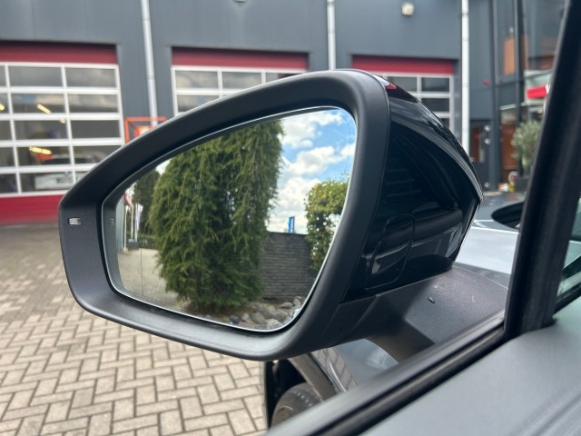 VOLKSWAGEN TAYRON 1.5 TSI DSG R-LINE E-HYBRID 272 PK PANO-DAK/360-CAMERA/H&K/NAVI/, Vortkamp Enschede, Enschede