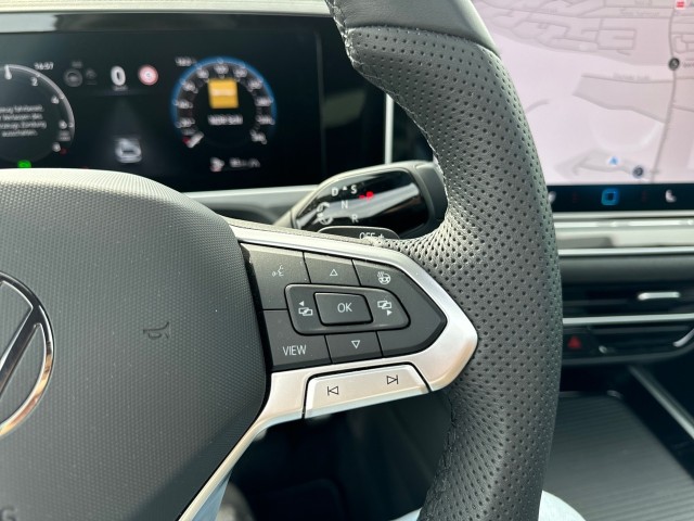 VOLKSWAGEN PASSAT 1.5 TSI DSG GTE R-LINE PANO-DAK/TREKHAAK/360-CAMERA/H&K/NAVI/ACC/HUD, Vortkamp Enschede, Enschede