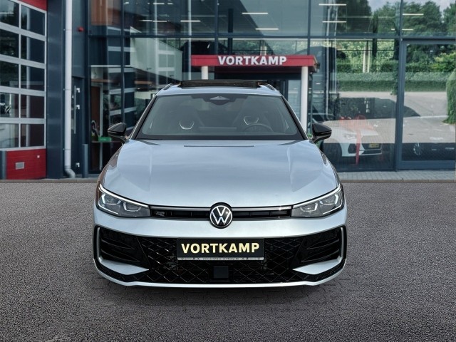 VOLKSWAGEN PASSAT 1.5 TSI DSG GTE R-LINE PANO-DAK/TREKHAAK/360-CAMERA/H&K/NAVI/ACC/HUD, Vortkamp Enschede, Enschede
