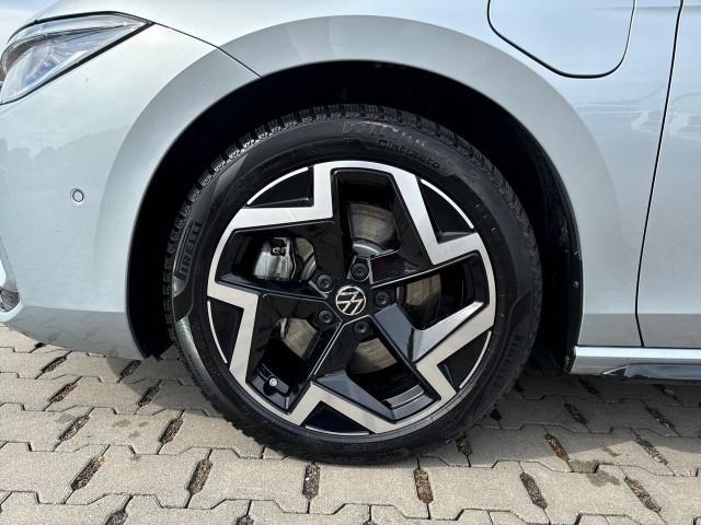 VOLKSWAGEN PASSAT 1.5 TSI DSG GTE R-LINE PANO-DAK/TREKHAAK/360-CAMERA/H&K/NAVI/ACC/HUD, Vortkamp Enschede, Enschede