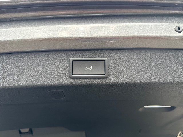 SKODA KODIAQ 1.5 TSI E-HYBRID SPORTLINE PANO-DAK/TREKHAAK/CAMERA/MEMORY/NAVI, Vortkamp Enschede, Enschede