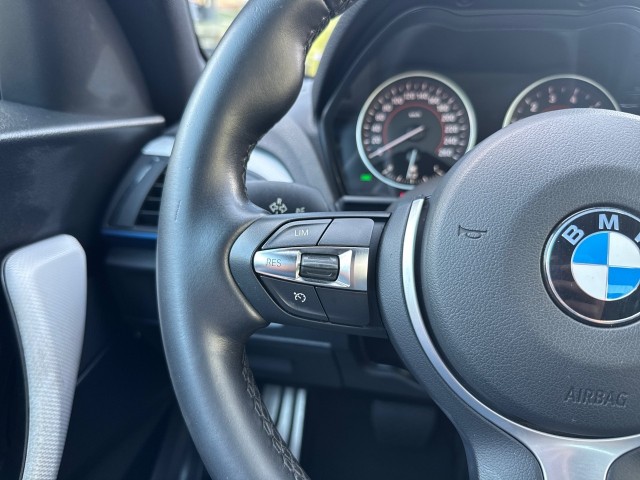 BMW 2-SERIE 218i M-PAKKET NAVI/LEDER/CRUISE/PDC/STOELVERW, Vortkamp Enschede, Enschede