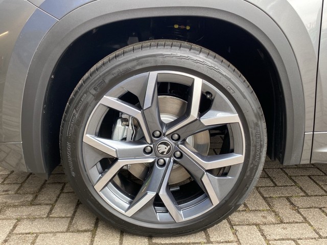 SKODA KODIAQ 1.5 TSI DSG SPORTLINE 7P PANO-DAK/CAMERA/TREKHAAK/NAVI/ACC/STOELVERW, Vortkamp Enschede, Enschede