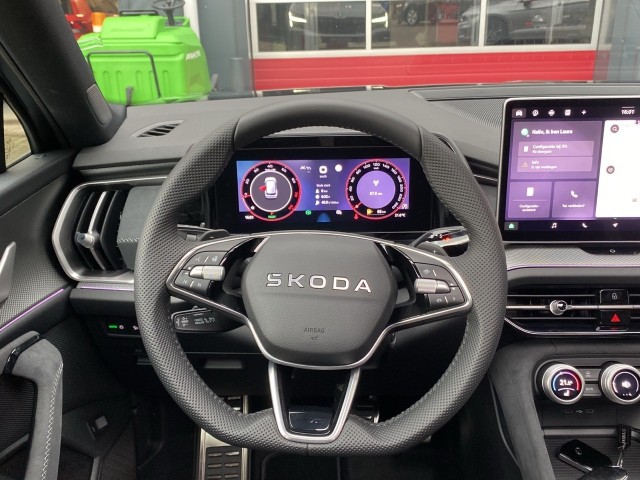 SKODA KODIAQ 1.5 TSI DSG SPORTLINE 7P PANO-DAK/CAMERA/TREKHAAK/NAVI/ACC/STOELVERW, Vortkamp Enschede, Enschede