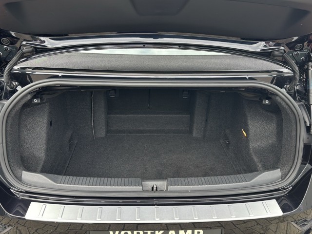 VOLKSWAGEN T-ROC 1.5 TSI DSG R-LINE TREKHAAK/BEATS-AUDIO/NAVI/ACC/PDC, Vortkamp Enschede, Enschede