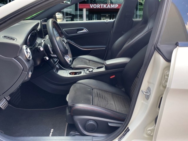 MERCEDES-BENZ CLA-KLASSE CLA 200  AMG LINE PANO-DAK/NAVI/CRUISE/PDC/STOELVERW, Vortkamp Enschede, Enschede