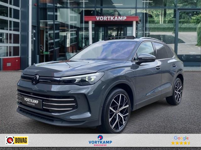 VOLKSWAGEN TIGUAN 1.5 TSI EHYBRID ELEGANCE PANO-DAK/360-CAMERA/TREKHAAK/NAVI/CARPLAY/ACC/, Vortkamp Enschede, Enschede