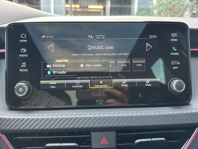 SKODA KAMIQ 1.0 TSI DSG MONTE CARLO GLASDAK/CAMERA/TREKHAAK/NAVI/CRUISE/STOELVERW, Vortkamp Enschede, Enschede