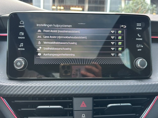 SKODA KAMIQ 1.0 TSI DSG MONTE CARLO GLASDAK/CAMERA/TREKHAAK/NAVI/CRUISE/STOELVERW, Vortkamp Enschede, Enschede