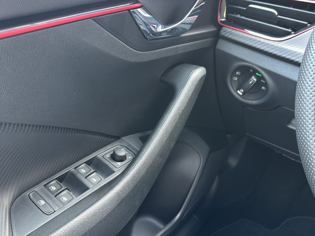 SKODA KAMIQ 1.0 TSI DSG MONTE CARLO GLASDAK/CAMERA/TREKHAAK/NAVI/CRUISE/STOELVERW, Vortkamp Enschede, Enschede