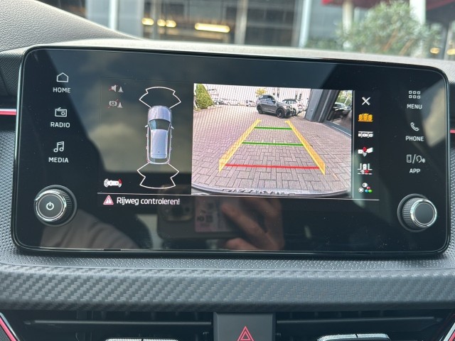 SKODA KAMIQ 1.0 TSI DSG MONTE CARLO GLASDAK/CAMERA/TREKHAAK/NAVI/CRUISE/STOELVERW, Vortkamp Enschede, Enschede