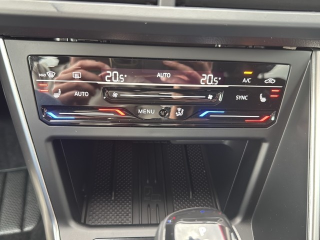 VOLKSWAGEN TAIGO 1.0 TSI DSG LIFE CAMERA/TREKHAAK/CARPLAY/STOELVERW, Vortkamp Enschede, Enschede