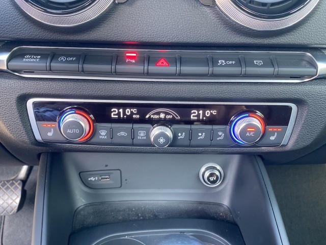 AUDI A3 40 TFSI QUATTRO SPORT TREKHAAK/CAMERA/LEDER/NAVI/ACC/STOELVERW, Vortkamp Enschede, Enschede