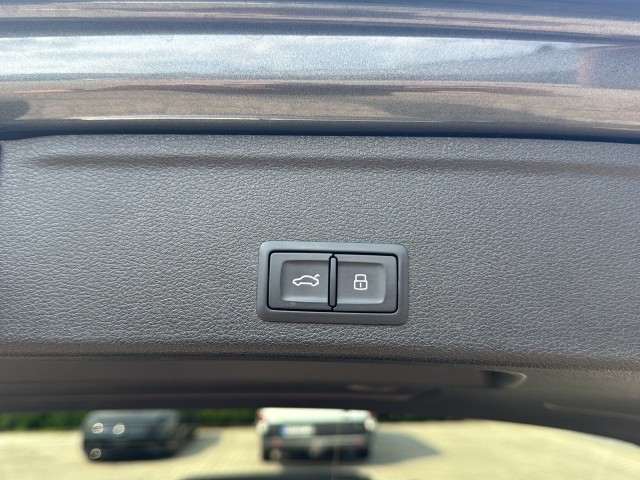 AUDI A4 50 TDI QUATTRO S-LINE PANO-DAK/CAMERA/NAVI/ACC/STOELVERW/E-KLEP, Vortkamp Enschede, Enschede