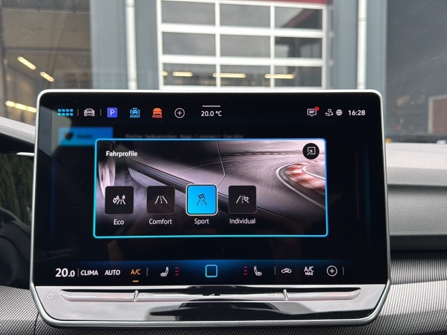 VOLKSWAGEN GOLF 1.5 eTSI R-LINE PANO-DAK/CAMERA/NAVI/CARPLAY/ACC/STOEL-STUURVERW, Vortkamp Enschede, Enschede