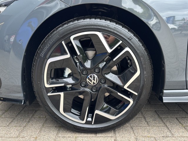 VOLKSWAGEN GOLF 1.5 eTSI R-LINE PANO-DAK/CAMERA/NAVI/CARPLAY/ACC/STOEL-STUURVERW, Vortkamp Enschede, Enschede