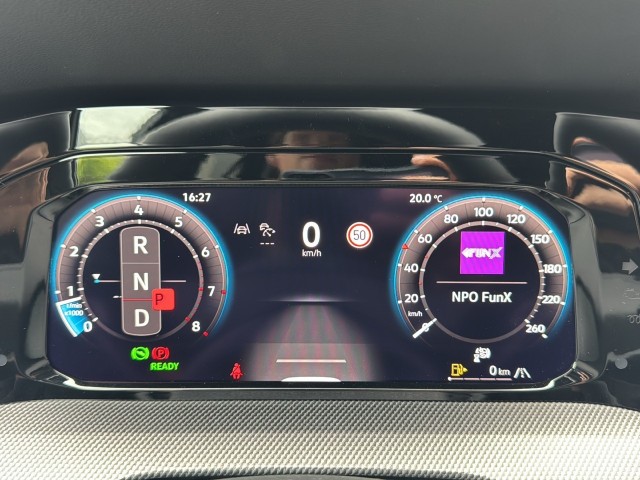 VOLKSWAGEN GOLF 1.5 eTSI R-LINE PANO-DAK/CAMERA/NAVI/CARPLAY/ACC/STOEL-STUURVERW, Vortkamp Enschede, Enschede