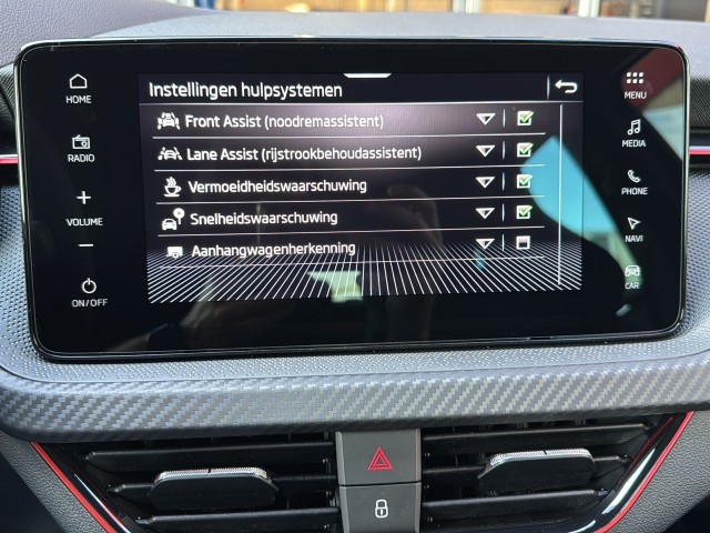 SKODA KAMIQ 1.5 TSI DSG MONTE CARLO GLAS-DAK/CAMERA/TREKHAAK/NAVI/CARPLAY/STOELVERW, Vortkamp Enschede, Enschede