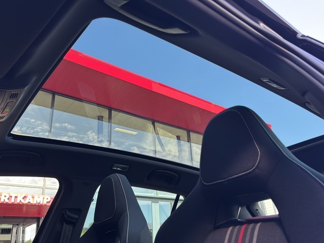 SKODA KAMIQ 1.5 TSI DSG MONTE CARLO GLAS-DAK/CAMERA/TREKHAAK/NAVI/CARPLAY/STOELVERW, Vortkamp Enschede, Enschede