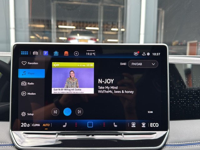 VOLKSWAGEN TIGUAN 1.5 TSI EHYBRID R-LINE BLACK-OPTIK PANO-DAK/CAMERA/TREKHAAK/NAVI/CARPLAY, Vortkamp Enschede, Enschede