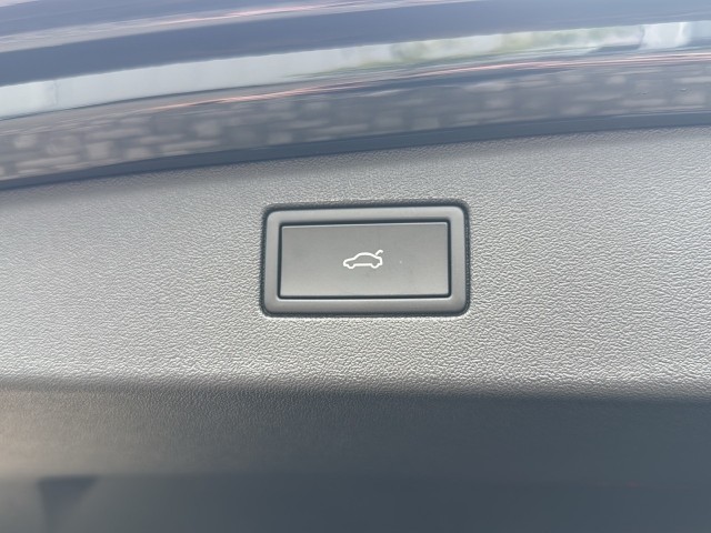 VOLKSWAGEN TIGUAN 1.5 TSI -HYBRID R-LINE PANO-DAK/CAMERA/TREKHAAK/H&K/HUD/LEDER/MEMORY, Vortkamp Enschede, Enschede