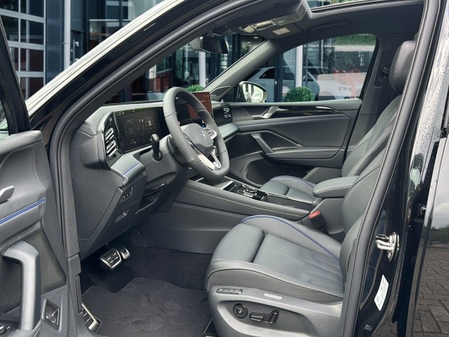 VOLKSWAGEN TIGUAN 1.5 TSI -HYBRID R-LINE PANO-DAK/CAMERA/TREKHAAK/H&K/HUD/LEDER/MEMORY, Vortkamp Enschede, Enschede